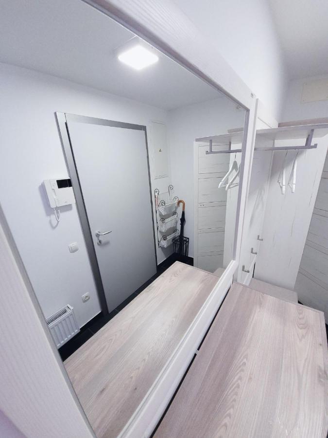 Apartma M&J 莫斯特拉纳 外观 照片